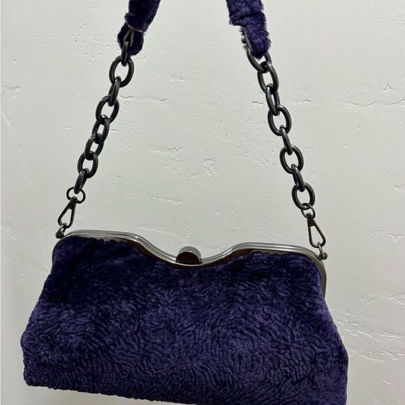 Purple Handmade Real Shearling leather Push Lock Shoulder Bag/Crossbody - Picture 7 of 16
